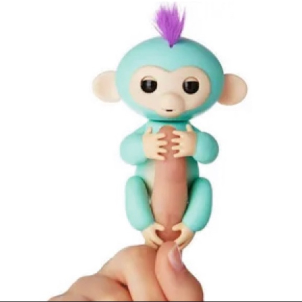 Fingerlings - Interactive Baby Monkey - Zoe